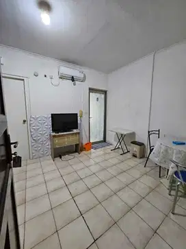 2BR Semi Furnished Apartemen Mediterania Garden 1 - Mall Central Park