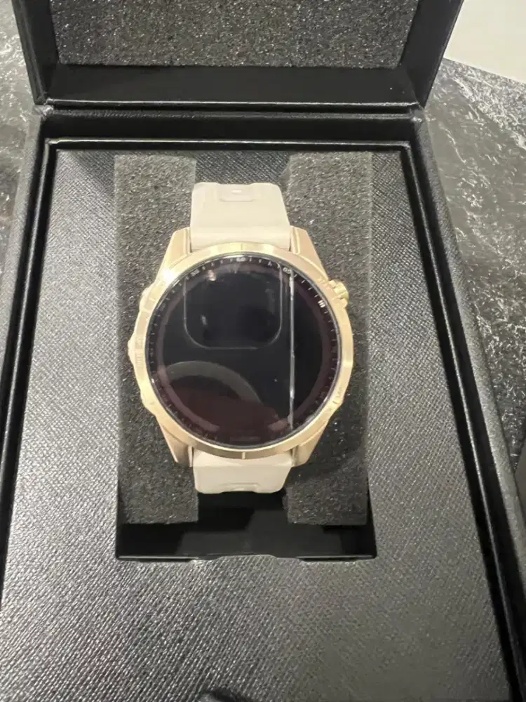 Dijual Garmin Fenix 7S Saphire Solar
