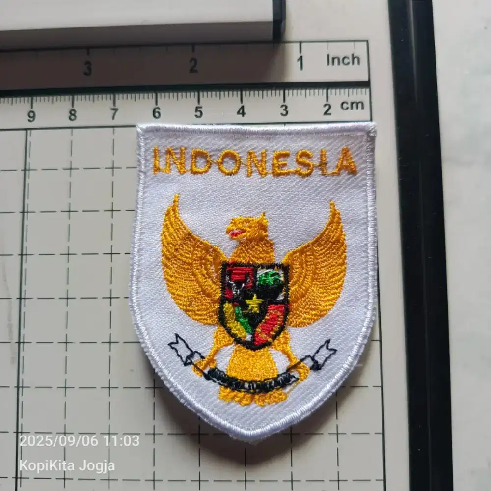 Emblem patch bordir garuda back putih