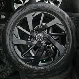 Velg OEM Rush TRD R17 PCD5x114.3 (sdh dicat hitam)  4pcs Velg ban