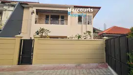 Rumah dijual MURAH daerah Gandaraia, Kebayoran Baru