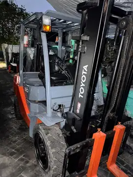 Forklift Bekas 3 Ton Toyota