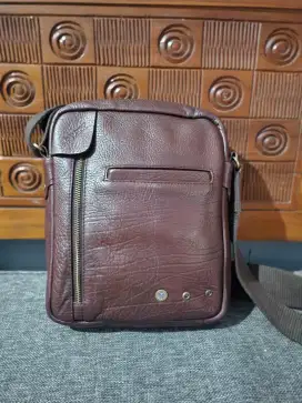 Preloved tas selempang Bally, kulit asli mulus