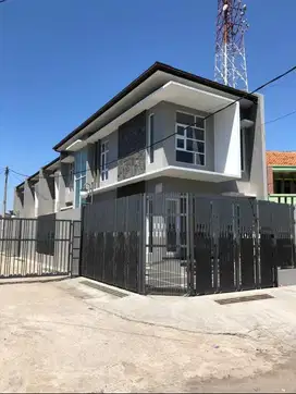 Dijual Rumah Minimalis Modern Di Kompleks Mekarwangi