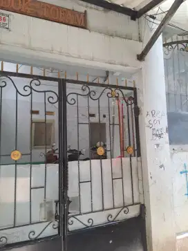 Kosan Khusus Pasutri belakang Superindo