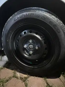 1 Set Ban Champiro ECO 155/80 R13 + velg kaleng r13