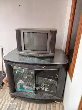 Tv tabung sharp