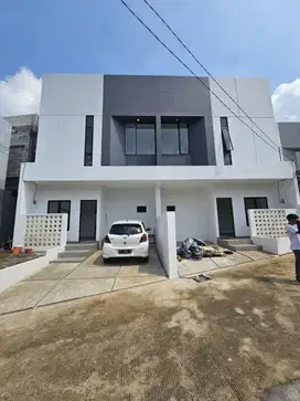 Rumah 2 lantai tanah luas di kalimulya depok