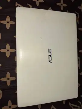 Laptop Assus x435M putih