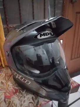 Helm supermoto ori