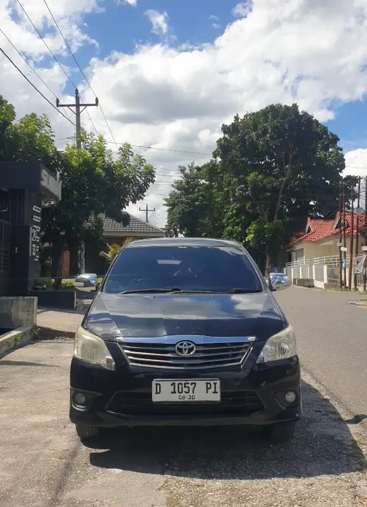 Innova G 2.0 Manual 2012 (Bensin)