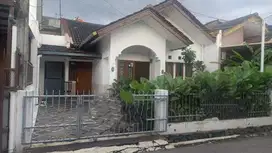 Rumah Komplek Antapani 1 lantai dijual cepat negotible terusan jakarta