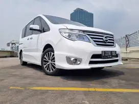 Nissan Serena c26 Facelift Highway Star 2.0 Matic th 2015,masi gress!!