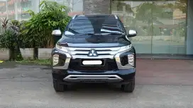 Km24rb mitsubishi pajero sport dakar 2022 hitam sunroof