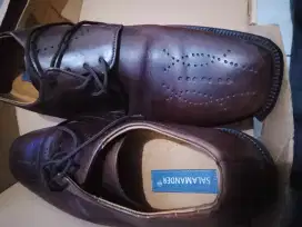 dijual sepatu pria merk Salamanders