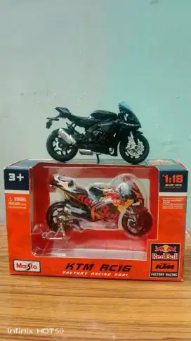 Jual diecast 1 : 18 MOTOGP KTM & YAMAHA R1