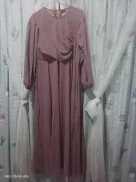 PRELOVED GAMIS PEREMPUAN