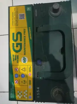 Accu mobil + dongkrak