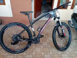 Sepeda MTB Police Vancouver Z12