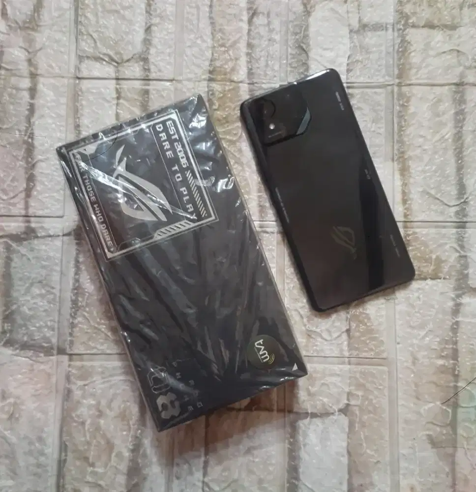 Second Rog Phone 8 5G 12/256