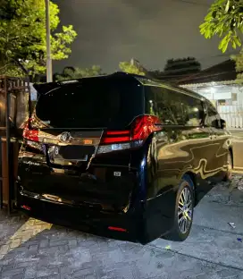 CASH. LOW KM Toyota ALPHARD G ATPM 2017 Transformer 2016 vellfire