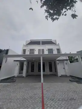 Brand New! 2 Unit Rumah Baru SHM di Cempaka Putih – 3,1M Nego