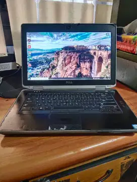 Dell Latitude E6430 Laptop dengan Prosesor Intel Core i5-3320M RAM 4 G