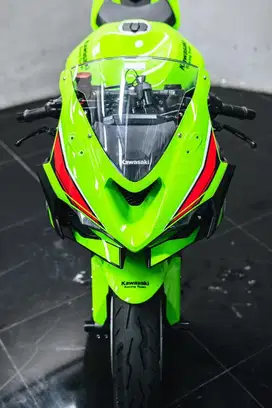 FOR SALE !! Zx-636 2024 KRT EDITION Sf848 z8 R6 R1 Zx10 Panigale Mv
