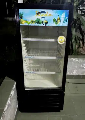 Kulkas Showcase Ikeda 150L