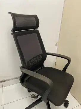 Kursi kantor high chair