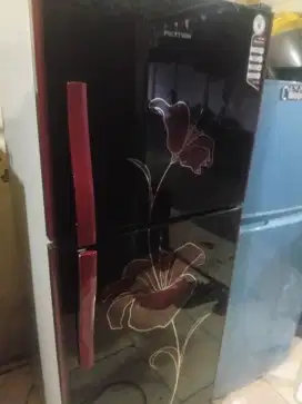 Jual cpt kulkas pltron 2 pintu.kondisi 100%normal!!