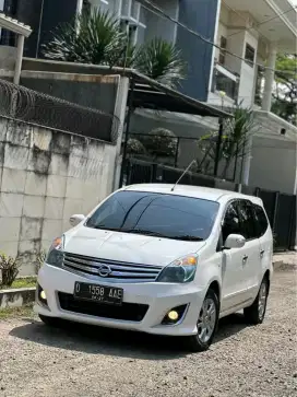 GRAND LIVINA XV ULTIMATE 2013 AT LOW KM