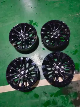 Velg pajero limited black edition R 18