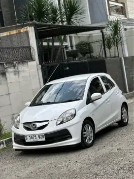 KM82rb!HONDA BRIO E 1.3 MATIC CBU 2013