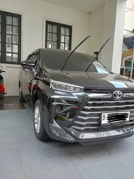 Avanza 2025,E, AT, Hitam