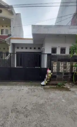 Villa ilhami dekat kelapa dua lokasi strategis ke sekolah Fajar islami