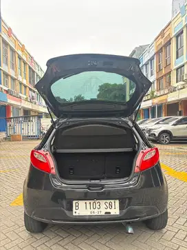 Mazda 2 2010 Bensin