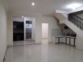 Disewakan rumah Malibu KT4+1 , semifurnished, rapi siap pakai