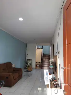 Dijual Cepat Rumah dalam Cluster di Pondok Kelapa Jak Tim
