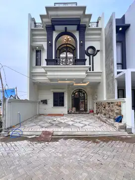Rumah Baru dalam komplek akses 2mobil row lebar dijakarta selatan