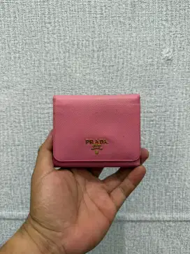 Dompet Prada Warna Pink Original