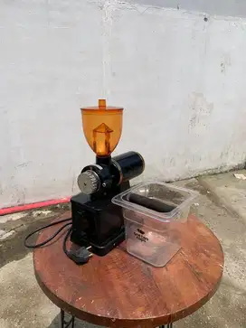 MESIN GILING/GRINDER KOPI  + KNOCK BOX