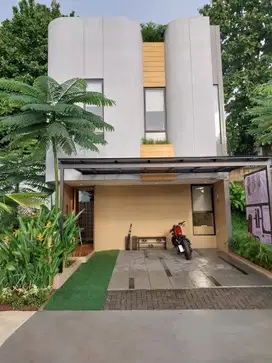 Rumah Baru Modern Dan Unik Dengan Lingkungan Alam di Dekat Bsd