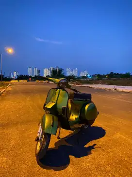 Vespa Spartan 200cc