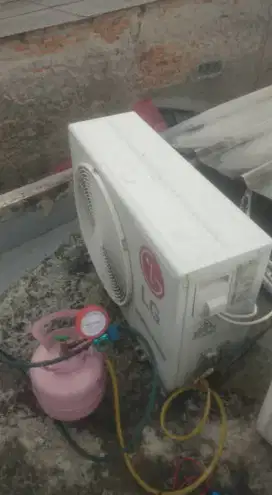 BONGKAR PASANG AC SERVICE ISI FREON PERGANTIAN SPAREPART DAN LAIN-LAIN