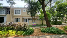 Rumah boulevard semi furnished Green Permata Jaksel