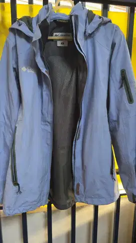 Jaket Wanita Columbia size S