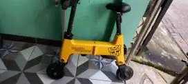 Skuter himo transformer