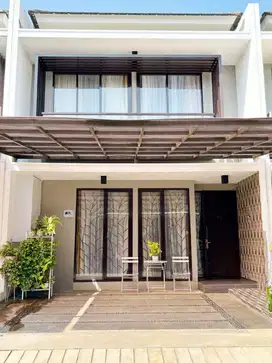 DISEWAKAN RUMAH CANTIK MURAH