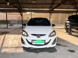 Jual mobil Mazda2 2010 Matic